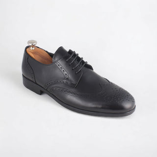 Men  shoes / 100 % genuine leather/ black -8574