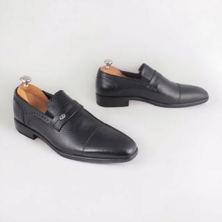 Men  shoes / 100 % genuine leather/ black -8581