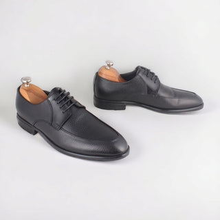 Men  shoes / 100 % genuine leather/ black -8585
