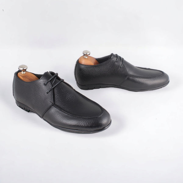 Men  shoes / 100 % genuine leather/ black -8587