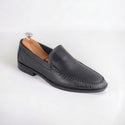 Men  shoes / 100 % genuine leather/ black -8590