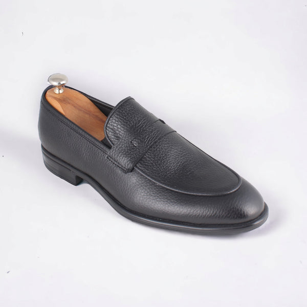 Men  shoes / 100 % genuine leather/ black -8595