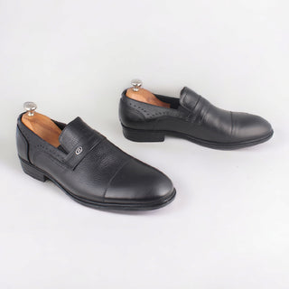 Men  shoes / 100 % genuine leather/ black -8598
