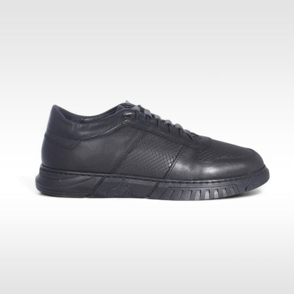 Men's comfortable sports shoes / Made in China - Black -8891